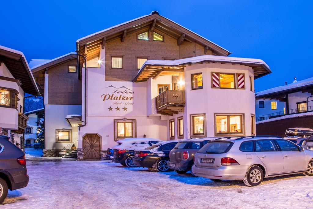 Hotel Garni Landhaus Platzer Zell am Ziller Ngoại thất bức ảnh